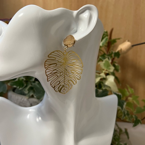 Elegant Gold Monstera Leaf Dangle Earrings - Trendy Boho Chic Leaf Earrings - Picture 5 of 16